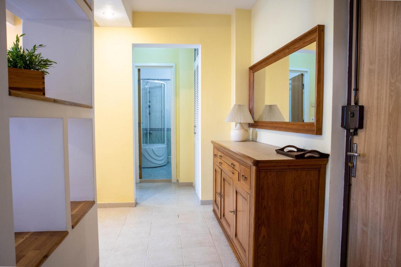 Oak Apartment - Piata Victoriei Boekarest Buitenkant foto