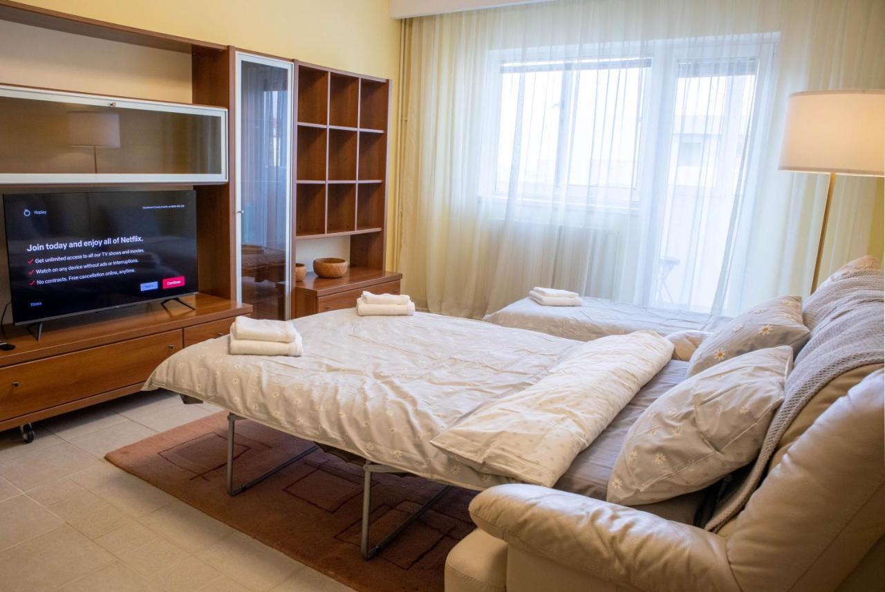 Oak Apartment - Piata Victoriei Boekarest Buitenkant foto
